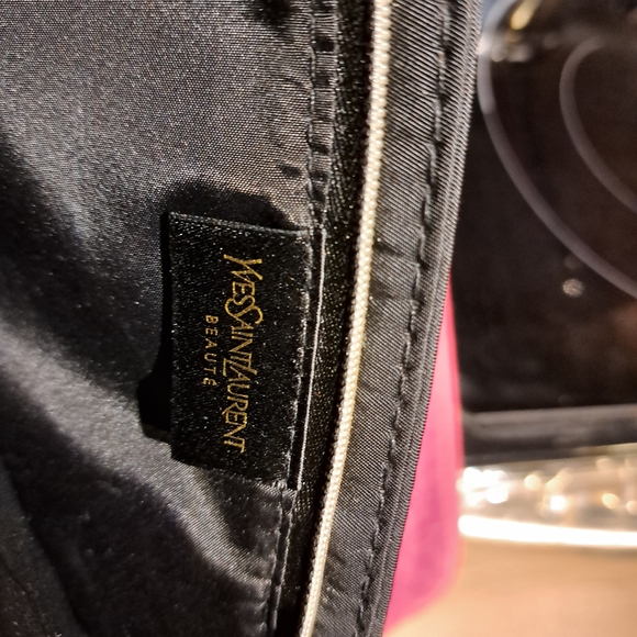 Yves Saint Laurent Black Cosmetic Bag - Picture 3 of 4